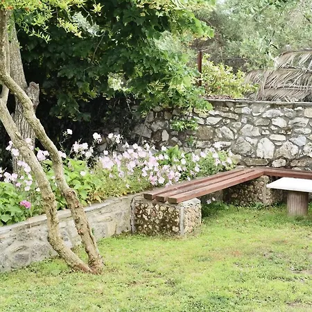 Holiday home Makis & Dimitra House *