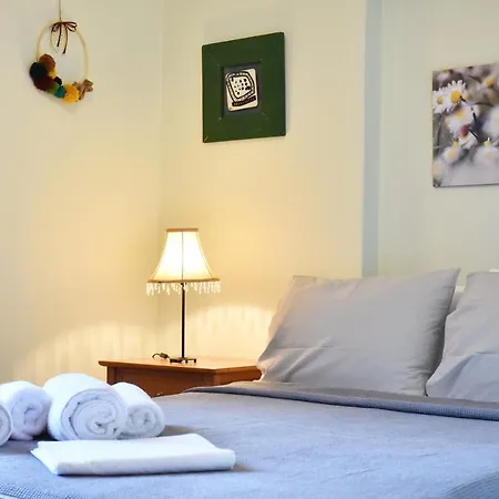 Holiday home Makis & Dimitra House Palaiontsiflikion