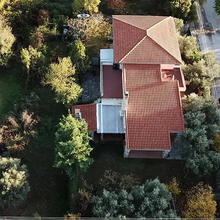 Holiday home Makis & Dimitra House *