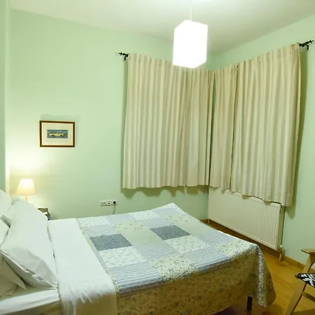 Makis & Dimitra House Holiday home