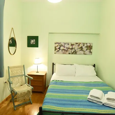 Makis & Dimitra House